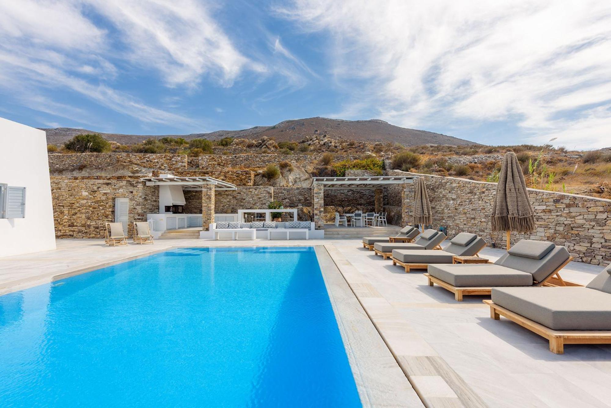 Tluxuryvilla Parikia  Exterior photo