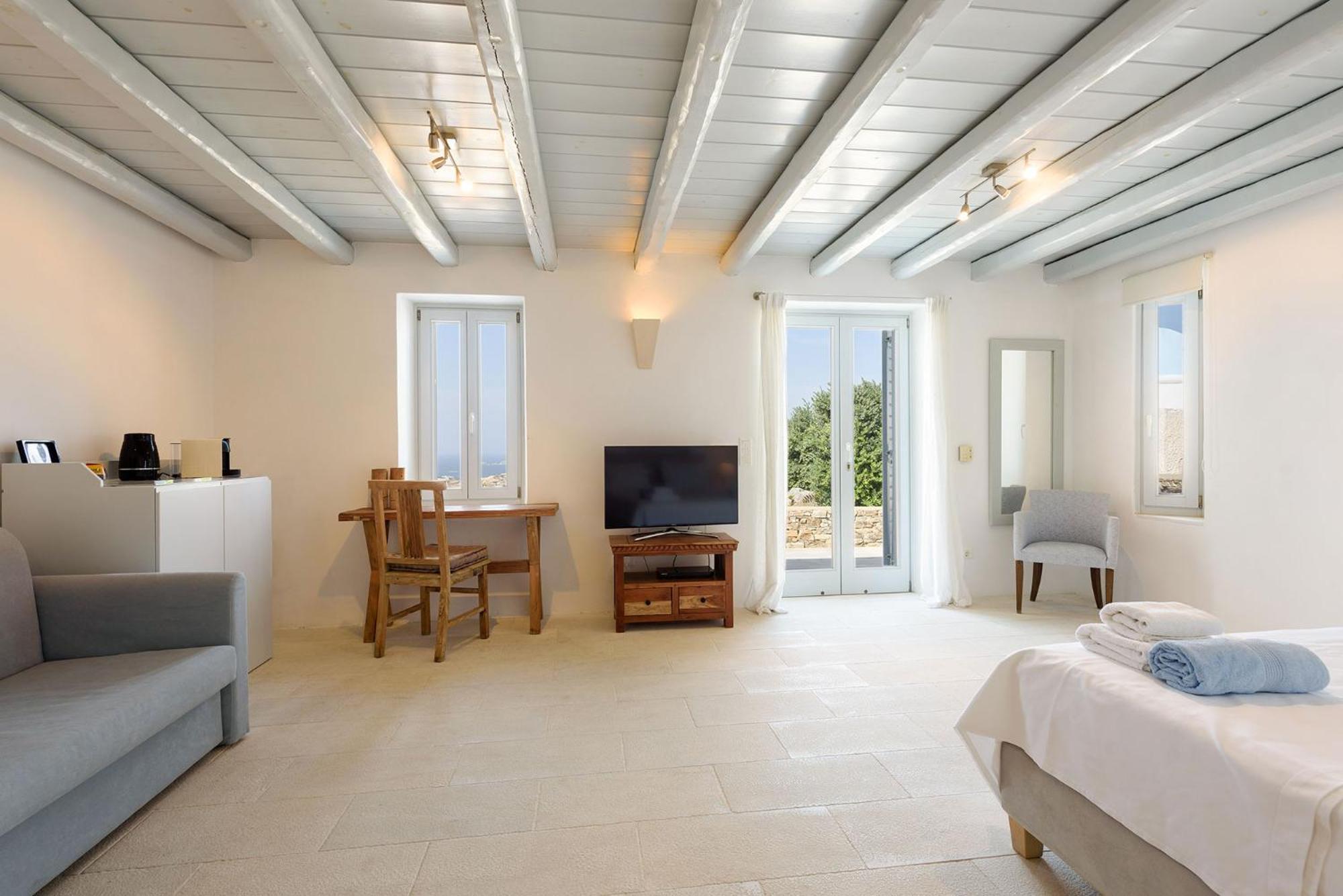 Tluxuryvilla Parikia  Exterior photo